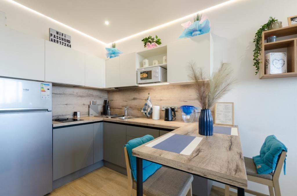 Mini-Smart 1 Apartment เคียฟ ภายนอก รูปภาพ